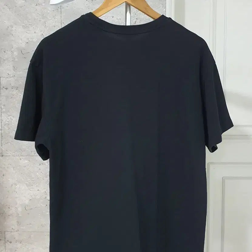 [SOLD OUT] 헤지스 라운드 반팔티 블랙 95