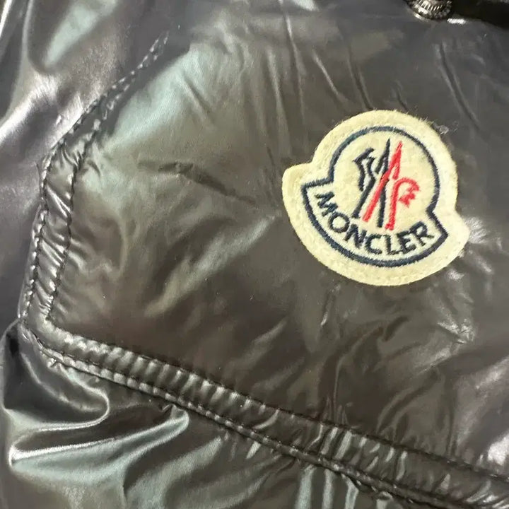 [BUNJANG] Moncler Maya Padded Jacket Size 4 / 몽클레어 마야 패딩 4