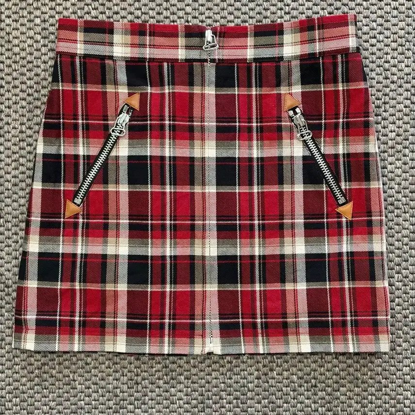 [BUNJANG] Rag &amp; Bone Check Mini Skirt (Worn by Jisoo of BLACKPINK) / 랙앤본 체크 미니스커트 (블랙핑크 지수 착용)