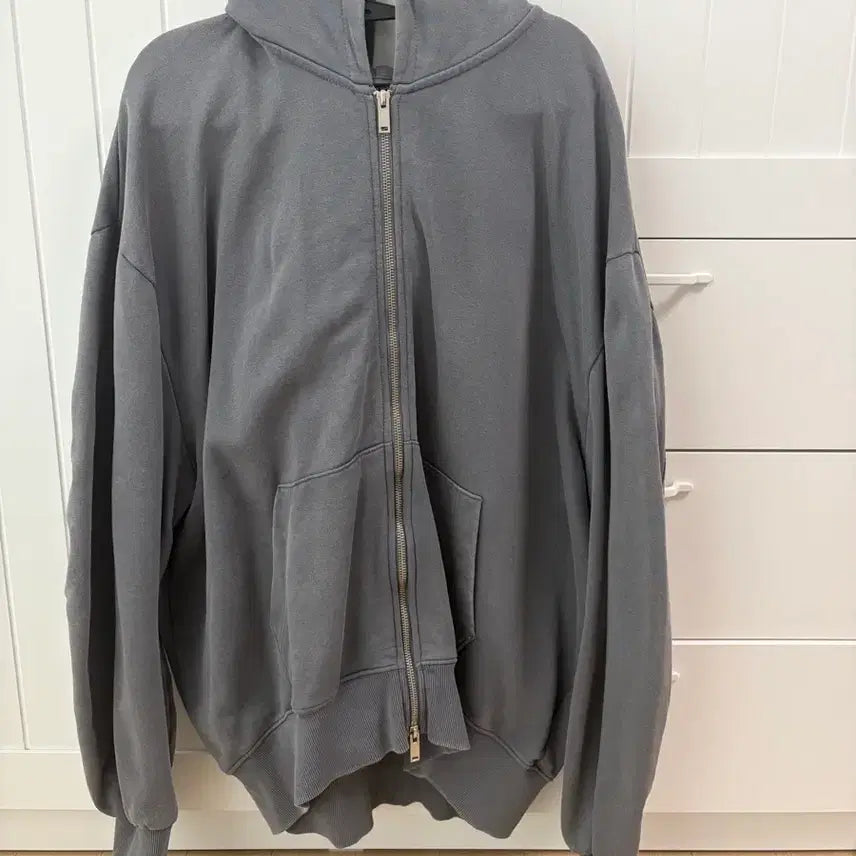 [BUNJANG] Zara Charcoal Grey Zip-Up Hoodie / 자라 차콜 그레이 후드집업