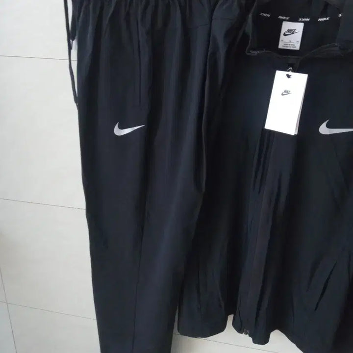 [BUNJANG] Nike Swoosh Windbreaker Set Black XL / 나이키  스우시 바람막이 세트 XL  새상품 블랙