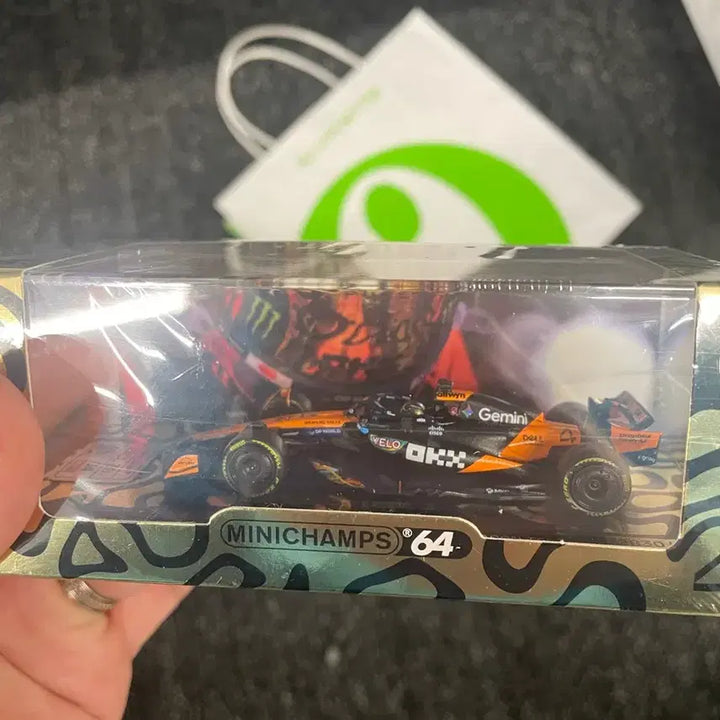 [BUNJANG] Minichamps McLaren MCL39 Lando Norris Coolshow Limited Edition 1/64 Scale F1 Racing Car Model / 미니챔프 f1 맥라렌 노리스 MCL39 쿨카쇼한정 1/64