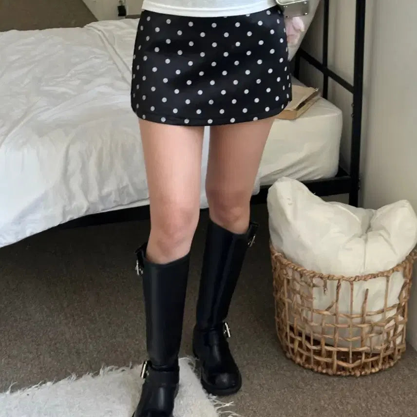 [BUNJANG] Dot Mini Skirt (Size S) / 도트 미니스커트 s