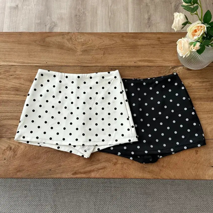 [BUNJANG] Dot Mini Skirt (Size S) / 도트 미니스커트 s