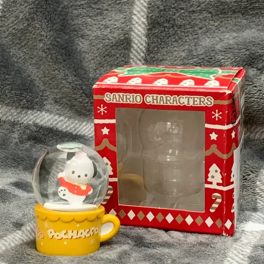 [BUNJANG] Sanrio Pochacco 2022 Mini Snow Globe / 산리오 포차코 2022 미니 스노우볼 스노우글로브