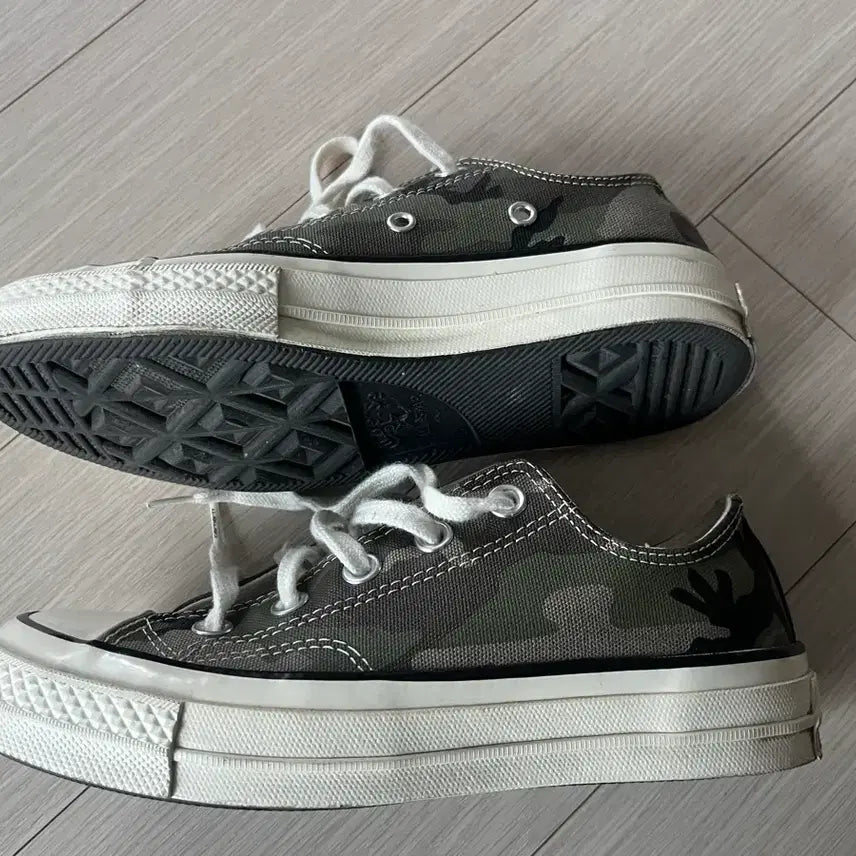 [BUNJANG] Converse x Carhartt Chuck Taylor 70 Low Camo Sneakers (220) / (상태극상) 컨버스 X 칼하트 척테일러 70 로우 카모 220