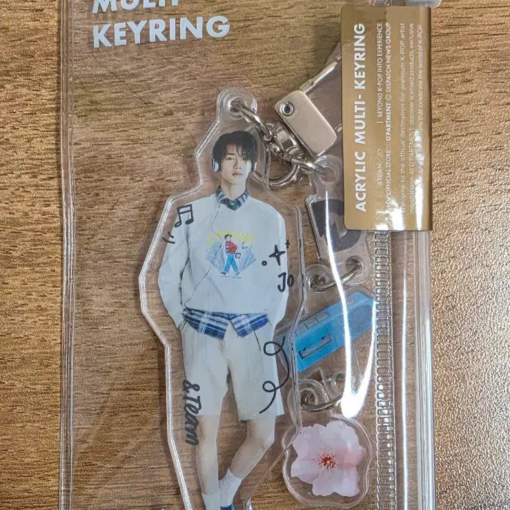 [BUNJANG] &amp;TEAM Jo Acrylic Keyring / &amp;TEAM 앤팀 - 조 아크릴 키링