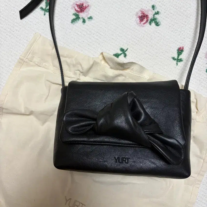 [BUNJANG] YURT NOTTI Black Mini Bag / [새제품]유르트 NOTTI 블랙 미니백