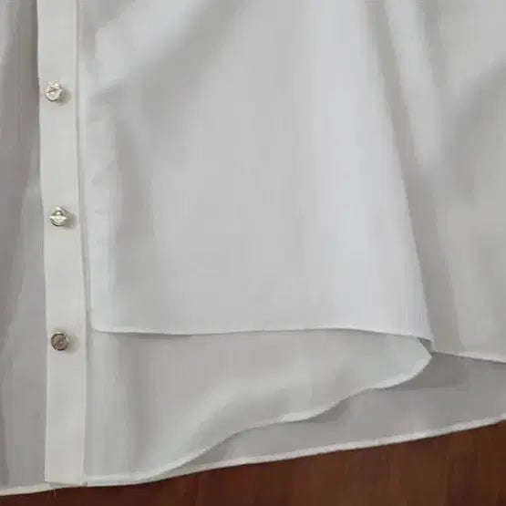 [BUNJANG] Soos Sleeveless Blouse / 수스 민소매 블라우스