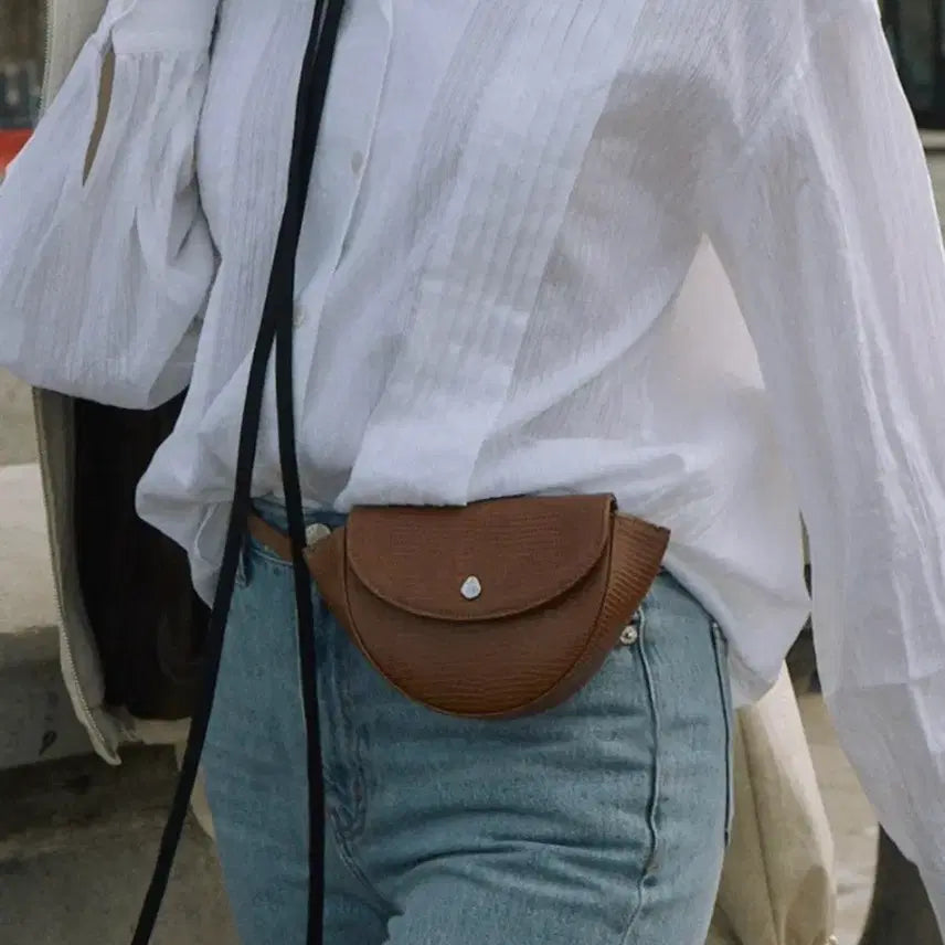 [BUNJANG] Abienomua Croco Belt Bag Black / 아비에무아 크로커 벨트백 블랙