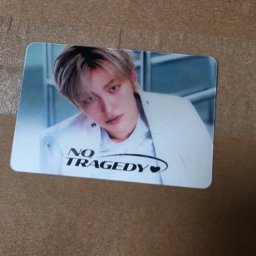 [BUNJANG] TWS Jihoon No Tragedy Lenticular Photocard / 투어스 지훈 no tragedy 렌틸큘러 양도