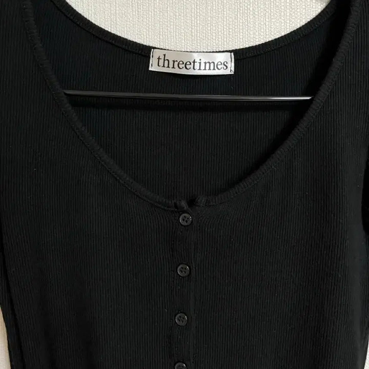 [BUNJANG] 3Times Side Cutout Cardigan Black / 쓰리타임즈 사이드 컷아웃 가디건 블랙