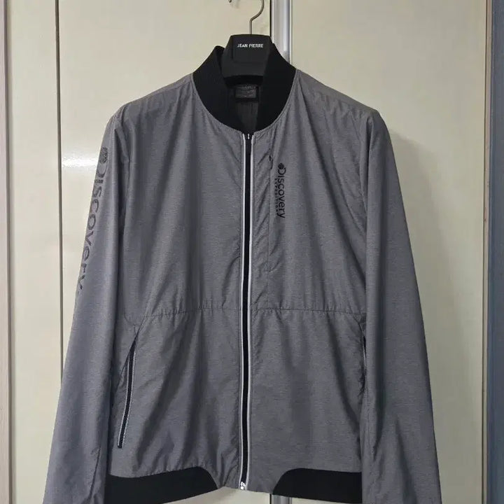 [BUNJANG] Discovery Expedition Spring Bomber Jacket (Size 95) / 디스커버리 익스페디션 봄버 자켓 95 남