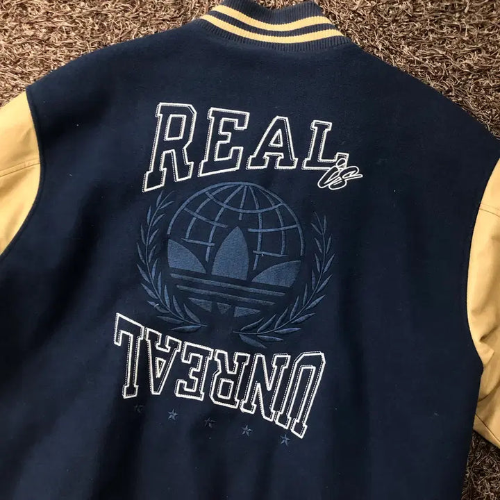 [BUNJANG] Adidas MC Varsity Jacket XL / XL 아디다스 신형 MC 바시티 자켓