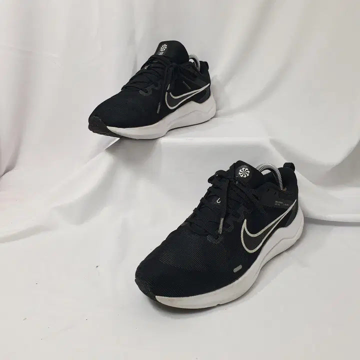 [SOLD OUT] 두하빈티지 260 나이키 다운시프터 12 스니커즈 운동화