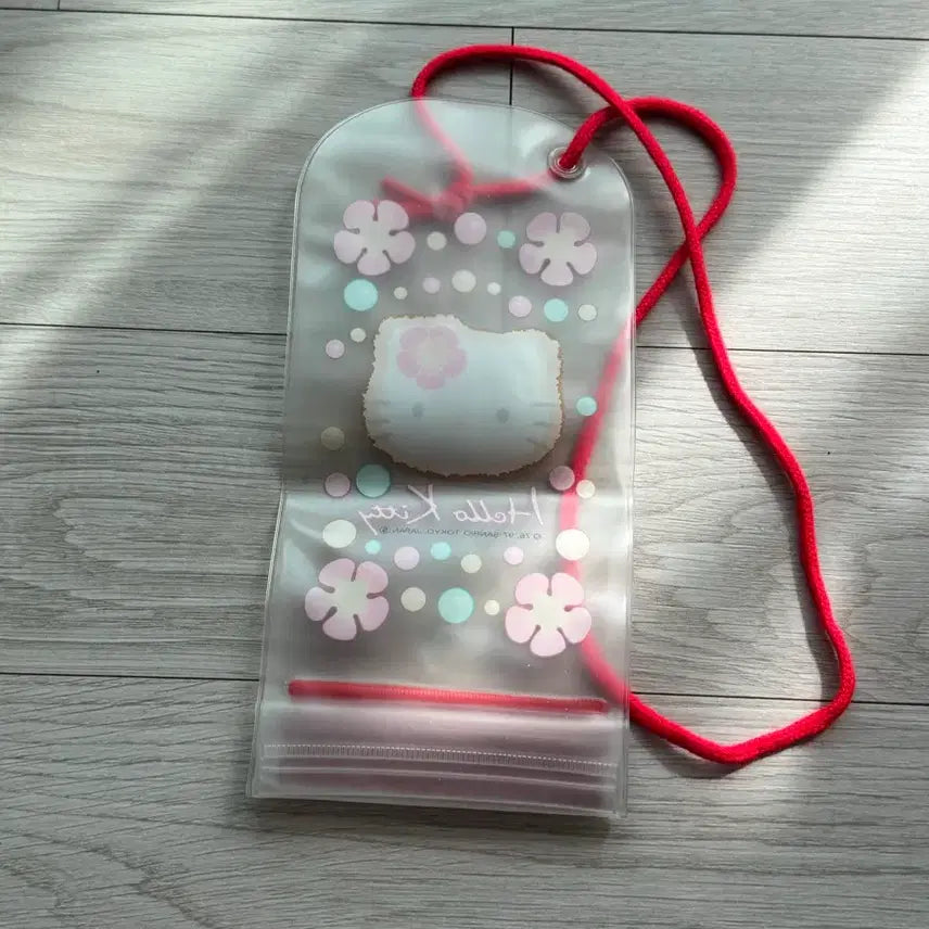[BUNJANG] 1997 Classic Hello Kitty Hibiscus Waterproof Pouch / 97년도 고전키티 히비스커스 방수팩