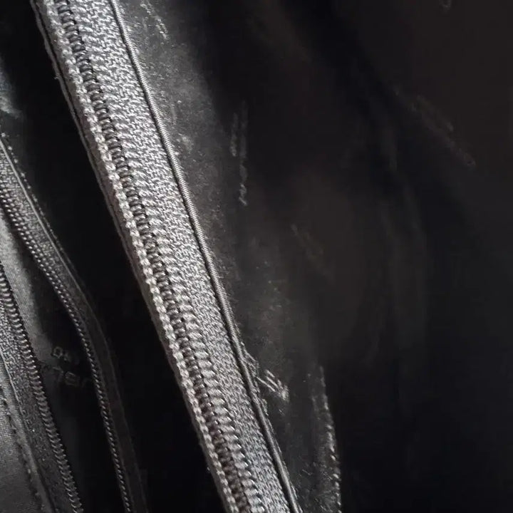 [BUNJANG] TheM Black Leather Tote Bag / 더블엠 블랙가죽토드백