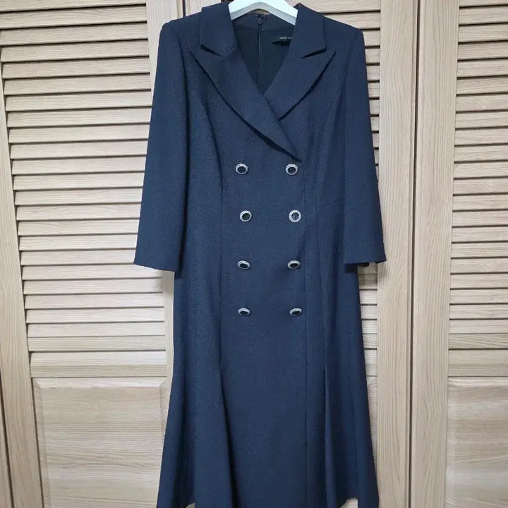 [BUNJANG] Kenneth Lady Double Button Long Dress / 케네스레이디 더블 버튼 롱 원피스 55