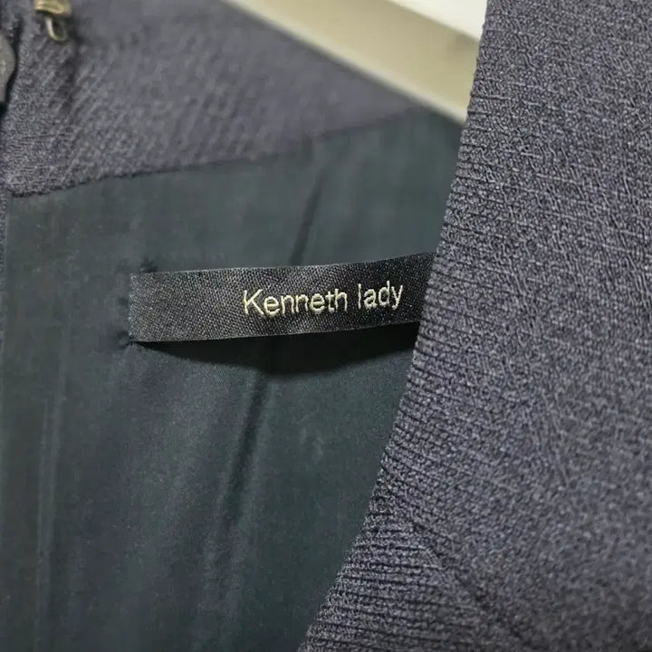 [BUNJANG] Kenneth Lady Double Button Long Dress / 케네스레이디 더블 버튼 롱 원피스 55