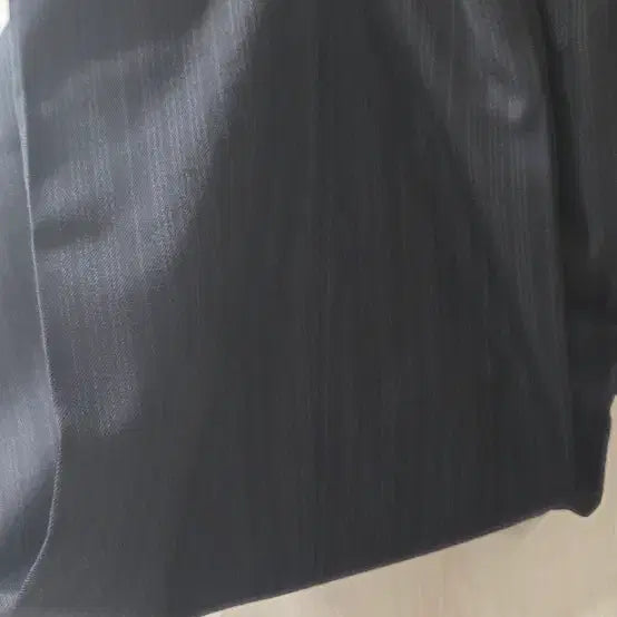 [BUNJANG] Elmood Seville Wool Stripe One-Tuck Slacks Black / [46] 엘무드 세빌 울 스트라이프 원턱 슬랙스 블랙 새상품