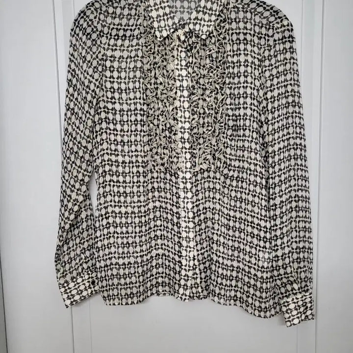 [BUNJANG] Zara Patterned Blouse with Frill Detail / 자라 프릴 블라우스 패턴 셔츠