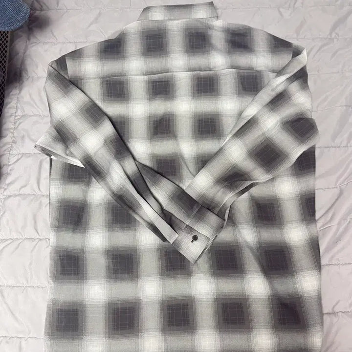 [BUNJANG] Checkered Shirt / Gu 체크셔츠