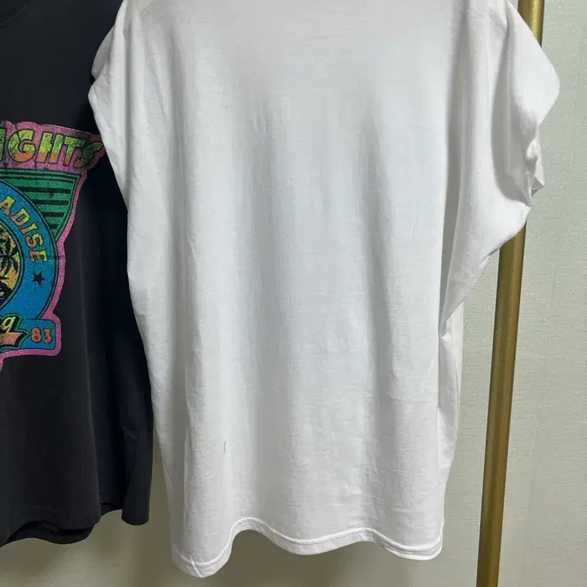 [BUNJANG] Malibu Pink Point T-Shirt White / 말리부핑크포인트티(화이트)