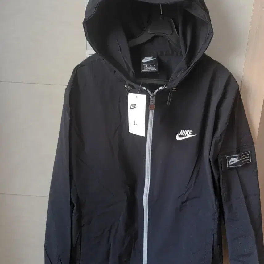 [BUNJANG] Nike Dri-FIT Cargo Jogger Hooded Windbreaker Black L / 나이키 후드 바람막이 블랙 L 새상품 카고 조거 타잎
