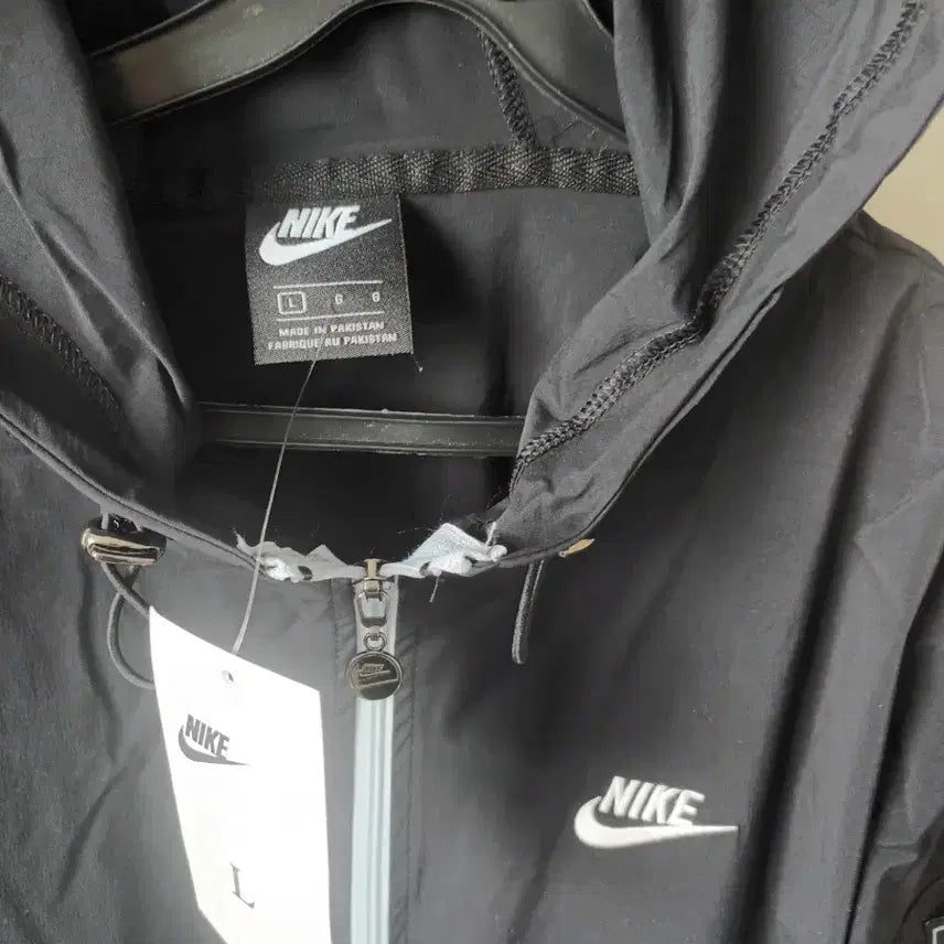 [BUNJANG] Nike Dri-FIT Cargo Jogger Hooded Windbreaker Black L / 나이키 후드 바람막이 블랙 L 새상품 카고 조거 타잎