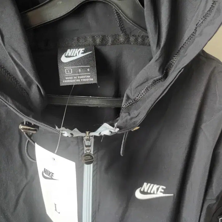 [BUNJANG] Nike Dri-FIT Cargo Jogger Hooded Windbreaker Black L / 나이키 후드 바람막이 블랙 L 새상품 카고 조거 타잎