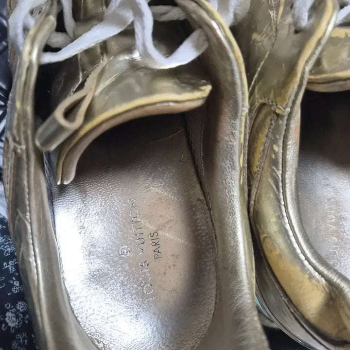 [BUNJANG] Louis Vuitton Gold Sneakers / 루이비통스니커즈