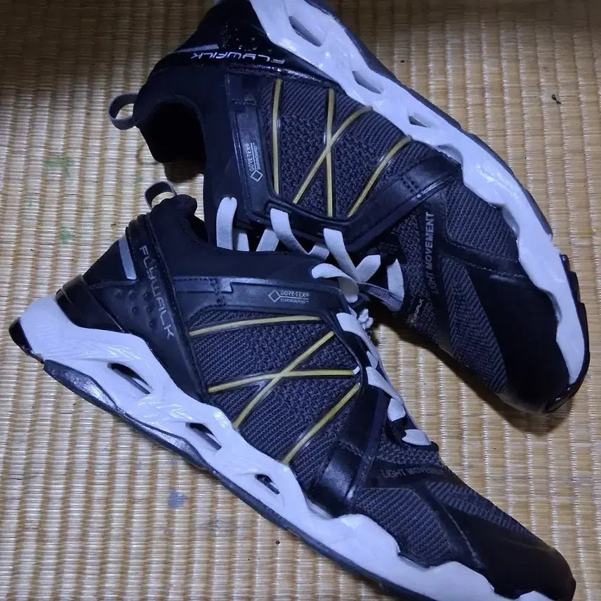 [BUNJANG] K2 Prime 4 Gore-Tex Trekking Shoes (265/270) / K2 프라임 4 고어텍스 트레킹화 265(270) 택비포함