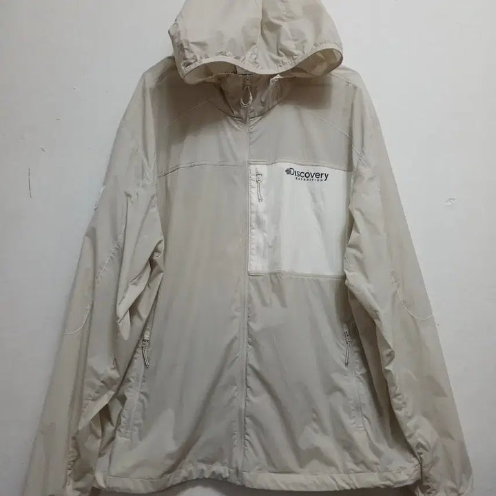 [BUNJANG] Discovery Hooded Windbreaker Jacket Ivory Size 110 / 디스커버리  후드 바람막이 아이보리 사이즈 110