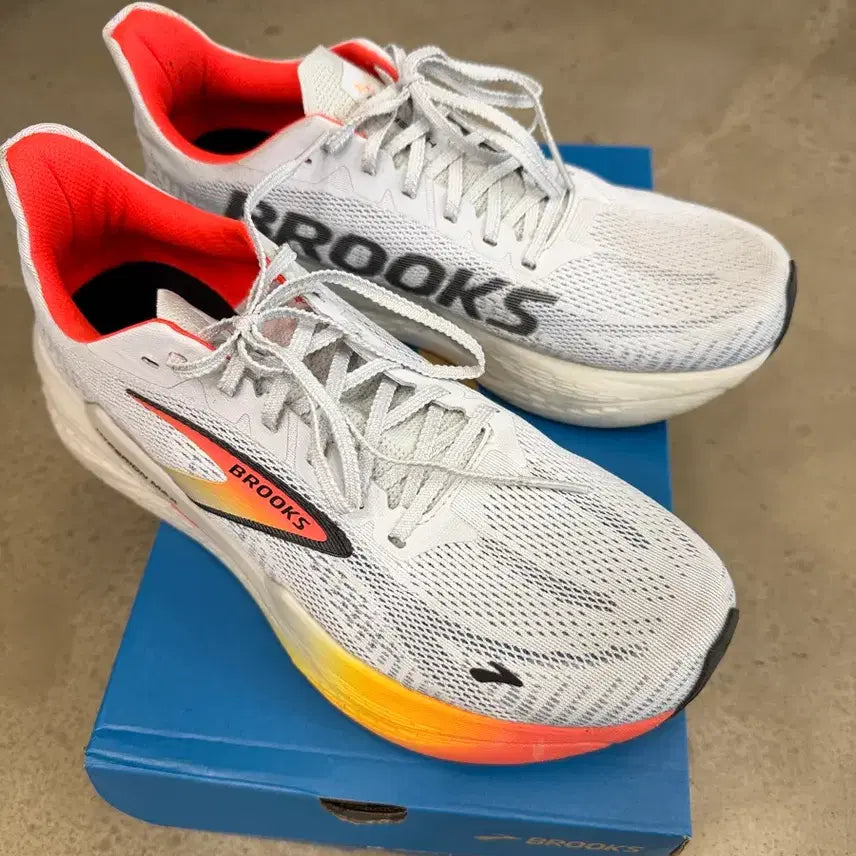 [BUNJANG] Brooks Hyperion Max 2 Running Shoes / 브룩스 하이페리온 맥스 2