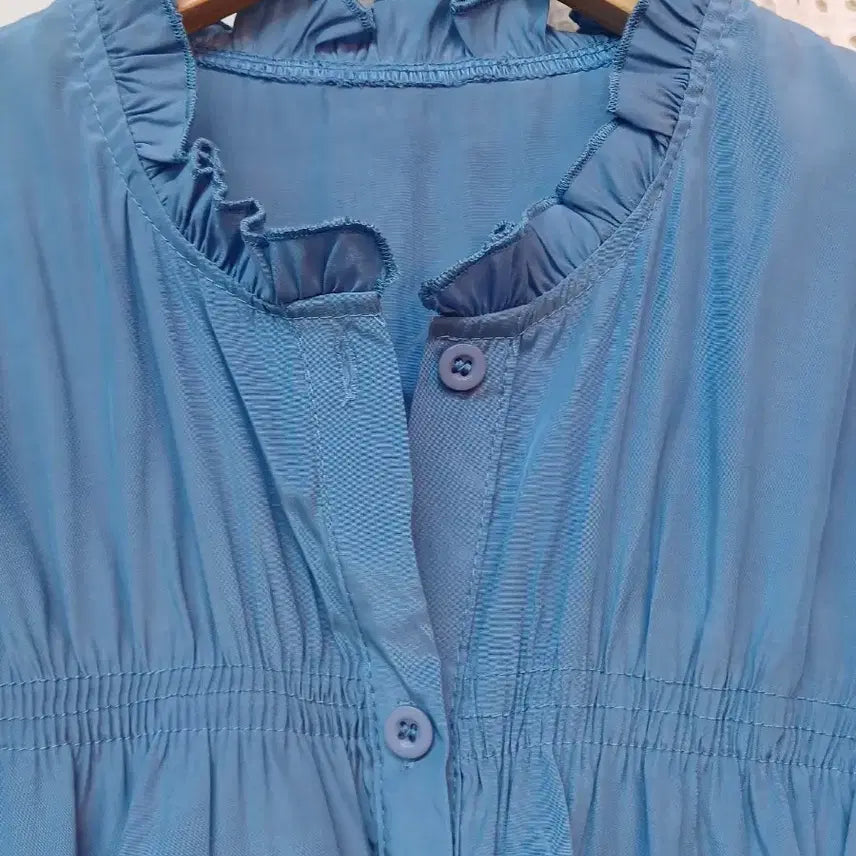 [BUNJANG] Frill Blouse 7/8 Sleeve / 프릴 블루 블라우스 7부 M~L
