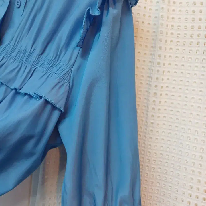 [BUNJANG] Frill Blouse 7/8 Sleeve / 프릴 블루 블라우스 7부 M~L