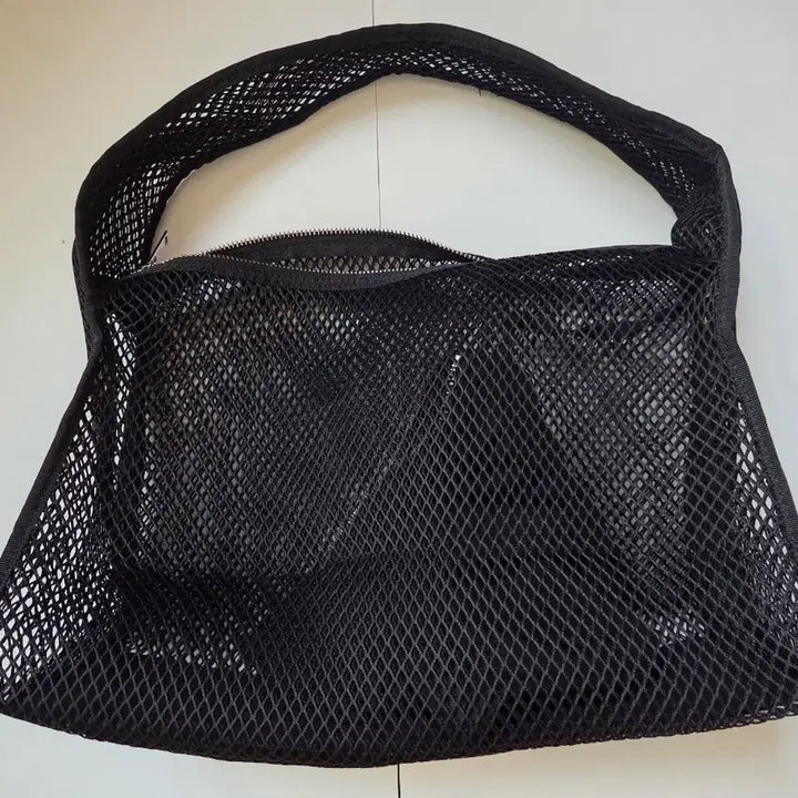 [BUNJANG] COS Mesh Shoulder Bag Black / 코스 매쉬 숄더백 가방 블랙