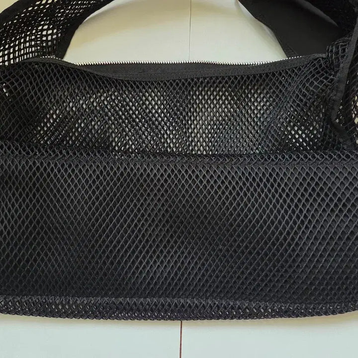 [BUNJANG] COS Mesh Shoulder Bag Black / 코스 매쉬 숄더백 가방 블랙