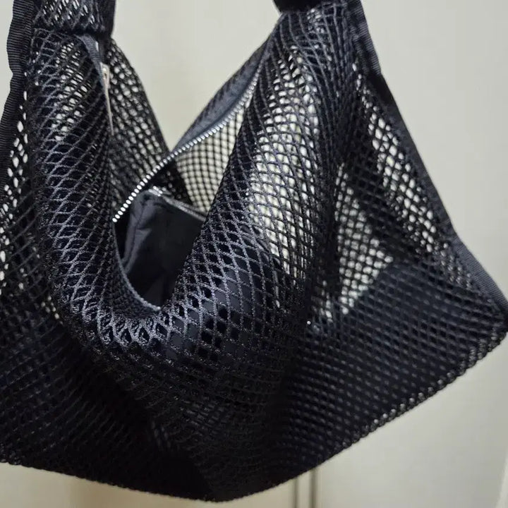 [BUNJANG] COS Mesh Shoulder Bag Black / 코스 매쉬 숄더백 가방 블랙