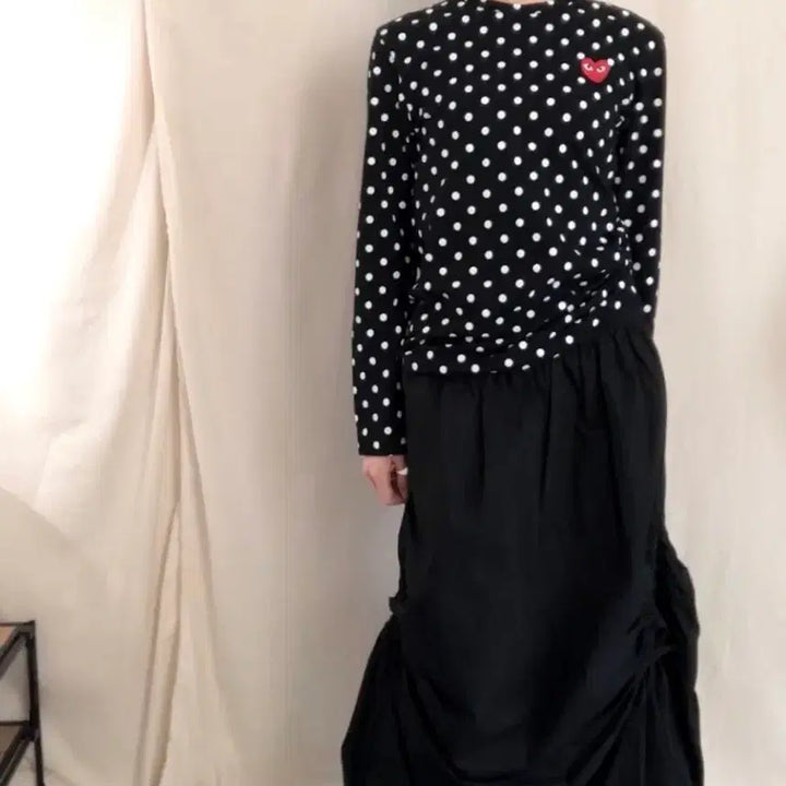 [SOLD OUT] 꼼데가르송 플레이 레드와펜 도트 롱슬리브 (made in Japan)