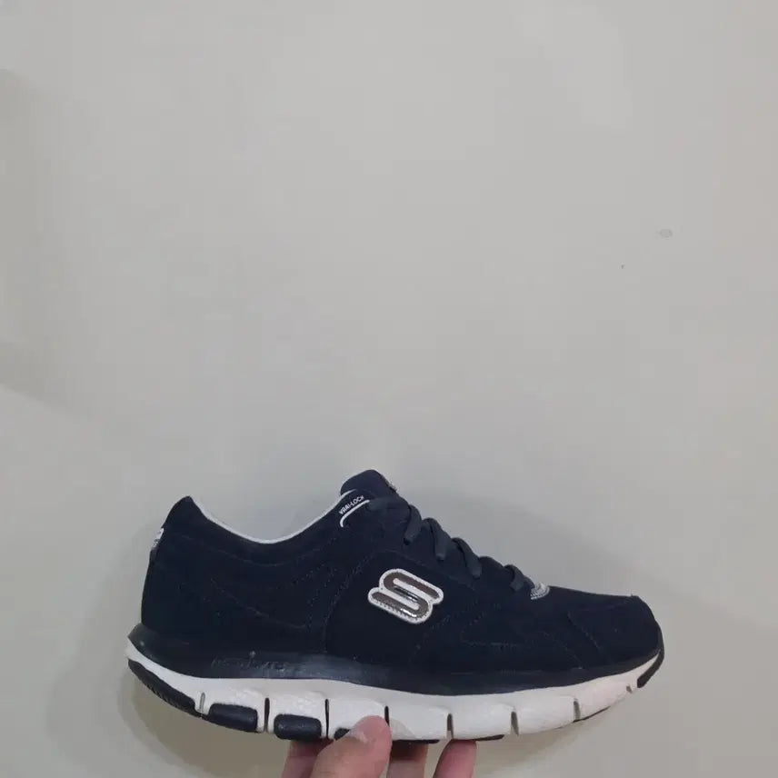 [BUNJANG] Skechers Shape-ups Liv Navy Lightweight Walking Shoes / [235] 스케쳐스 쉐이프업스 리브ㅡ단종매물,최저가
