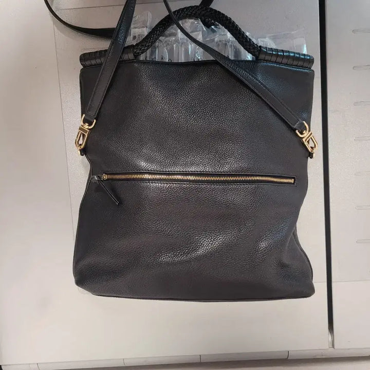 [BUNJANG] Tory Burch Black Leather Crossbody Bag with Tassel Detail / 토리버치 블랙 크로스백
