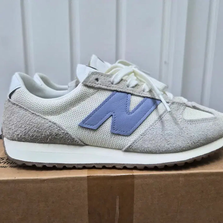[BUNJANG] New Balance 471 Timberwolf Angora Sneakers 265 / 뉴발란스 471 팀버울프 앙고라 265