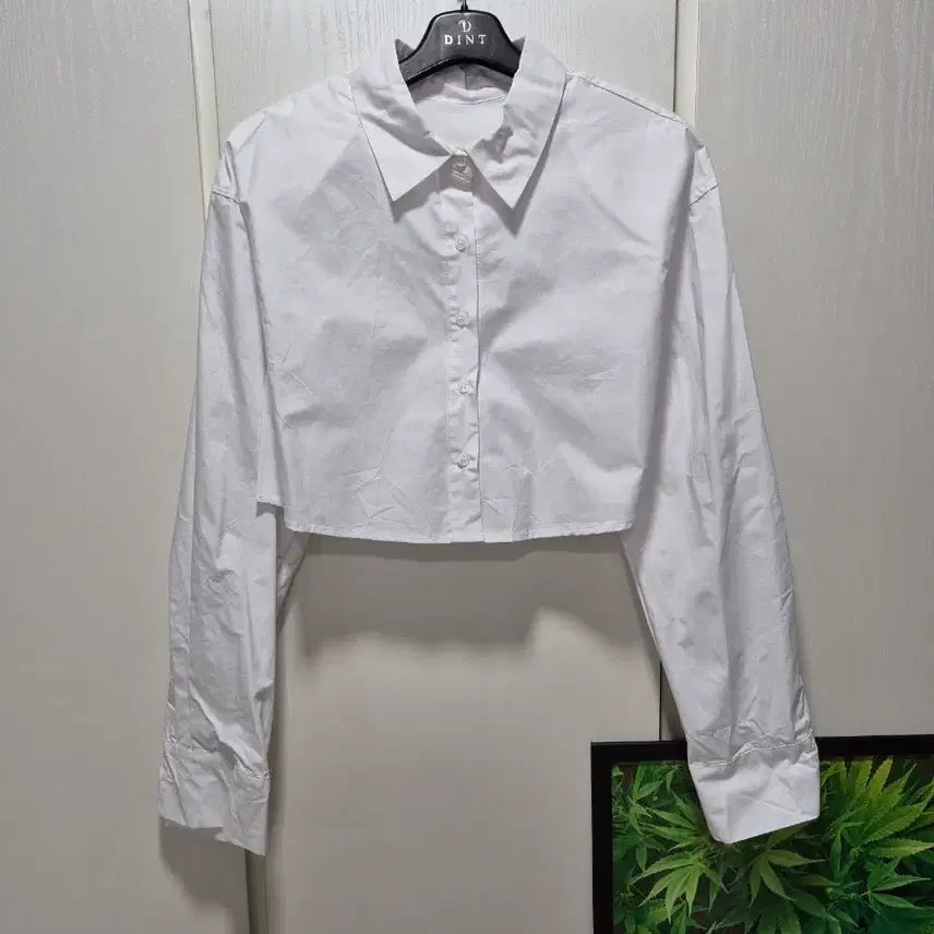 [BUNJANG] Dint White Cropped Shirt / (세일)(새상품)DINT 딘트 화이트 크롭 셔츠