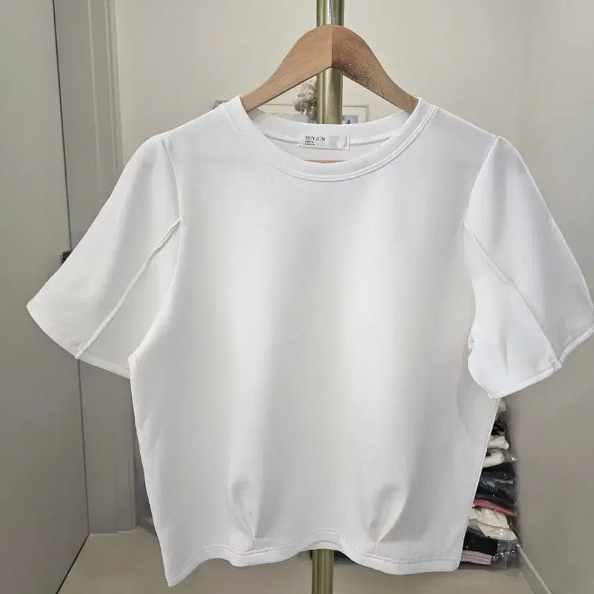 [BUNJANG] Pintuck Line Cushion Short Sleeve T-Shirt / 핀턱 라인 쿠션 반팔티