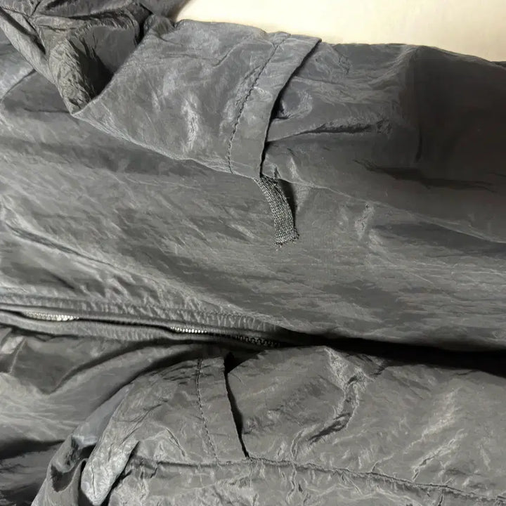 [BUNJANG] Stone Island Nylon Metal Shell Jacket Black M / [백화점판,M] 스톤이일랜드 나일론 메탈 티백 바람막이 자켓 블랙