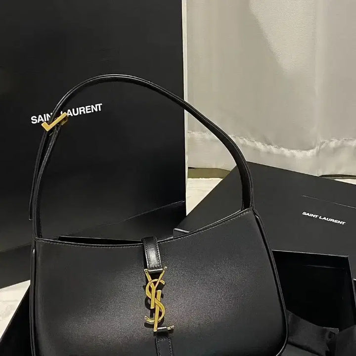 [BUNJANG] Saint Laurent Black Tote Bag / 생로랑 토트백