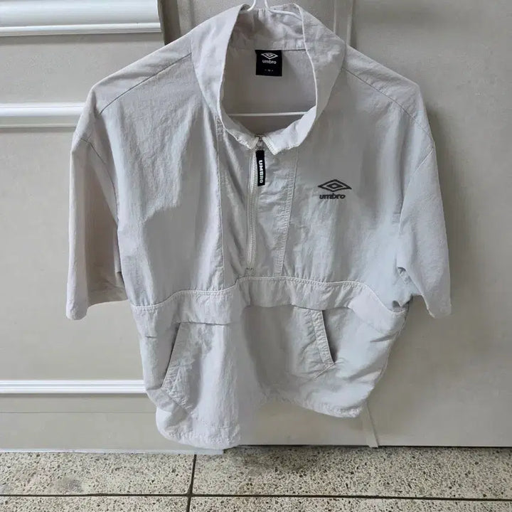 [BUNJANG] Umbro Short Sleeve Anorak Ivory / 엄브로 반팔 아노락 아이보리