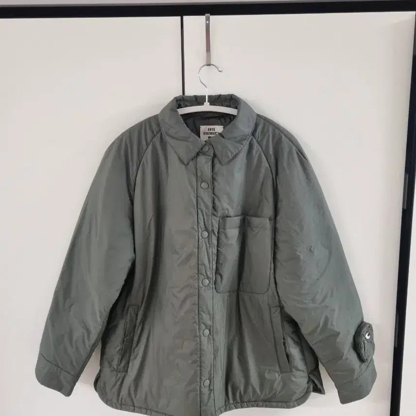 [BUNJANG] Uniqlo x Anya Hindmarch Puff Tech Jacket M / 유니클로 X ANYA HINDMARCH 퍼프테크 자켓 M