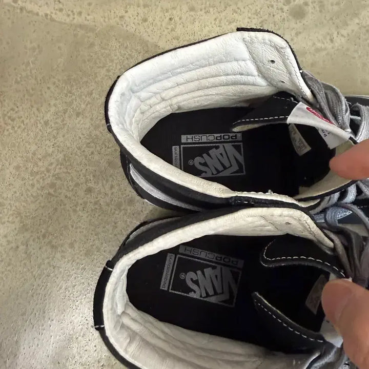 [BUNJANG] Vans Vault Vintage Black High Top Sneakers / 반스 볼트 빈티지 블랙 하이 285